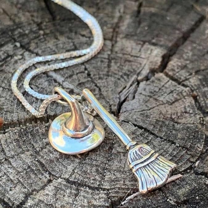 Witch���s Broom & Hat Necklace